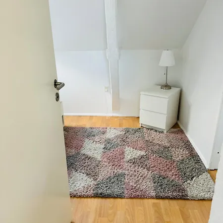 Cozy 2-room
