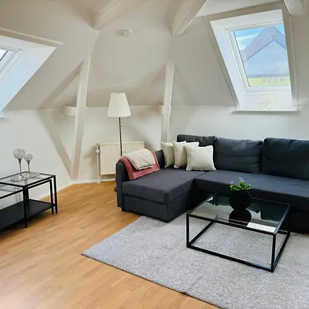 Cozy 2-room *